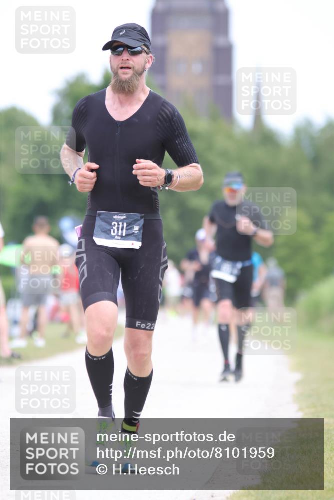 22.06.2025 - Viking Triathlon H.Heesch http://msf.ph/oto/8101959 22.06.2025 13:36:34 Laufen 173, 311, 442, 527 meine-sportfotos.de