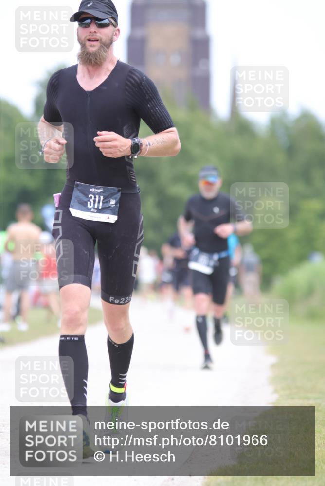 22.06.2025 - Viking Triathlon H.Heesch http://msf.ph/oto/8101966 22.06.2025 13:36:34 Laufen 173, 311, 442, 527 meine-sportfotos.de