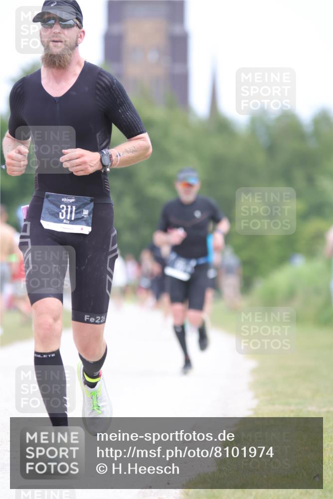 22.06.2025 - Viking Triathlon H.Heesch http://msf.ph/oto/8101974 22.06.2025 13:36:34 Laufen 173, 311, 442, 527 meine-sportfotos.de