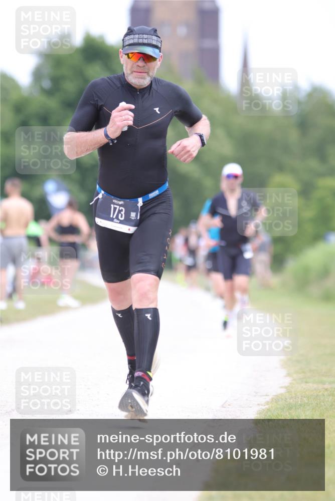 22.06.2025 - Viking Triathlon H.Heesch http://msf.ph/oto/8101981 22.06.2025 13:36:38 Laufen 125, 128, 173, 311 meine-sportfotos.de