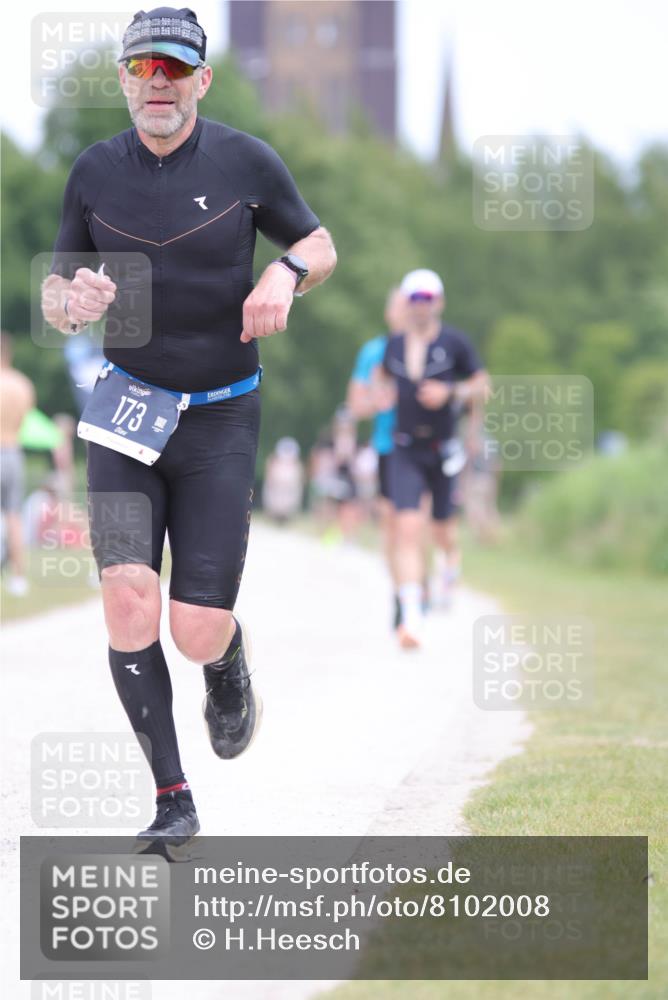22.06.2025 - Viking Triathlon H.Heesch http://msf.ph/oto/8102008 22.06.2025 13:36:39 Laufen 125, 128, 173, 311 meine-sportfotos.de