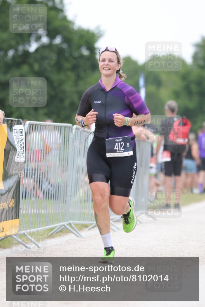22.06.2025 - Viking Triathlon H.Heesch http://msf.ph/oto/8102014 22.06.2025 15:45:48 Laufen 292, 412 meine-sportfotos.de