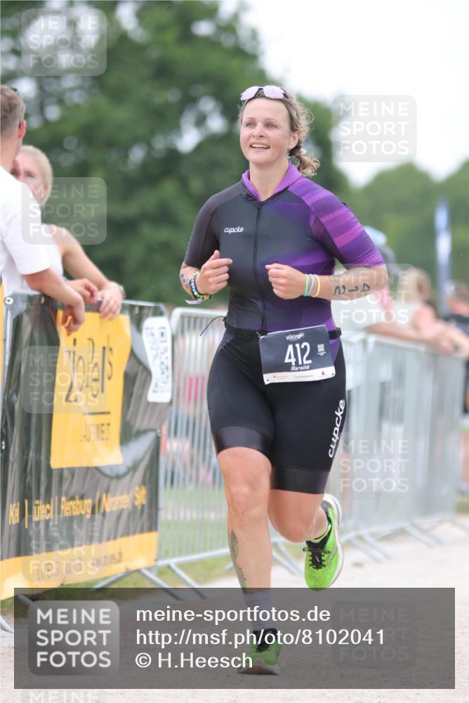 22.06.2025 - Viking Triathlon H.Heesch http://msf.ph/oto/8102041 22.06.2025 15:45:48 Laufen 292, 412 meine-sportfotos.de