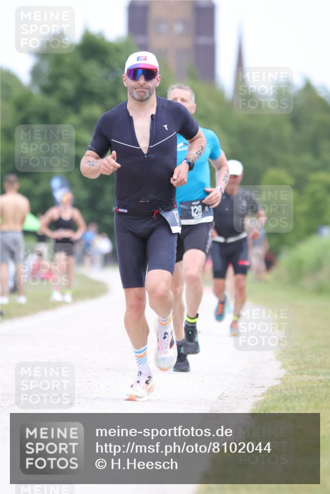 22.06.2025 - Viking Triathlon H.Heesch http://msf.ph/oto/8102044 22.06.2025 13:36:43 Laufen 125, 128, 173, 283 meine-sportfotos.de