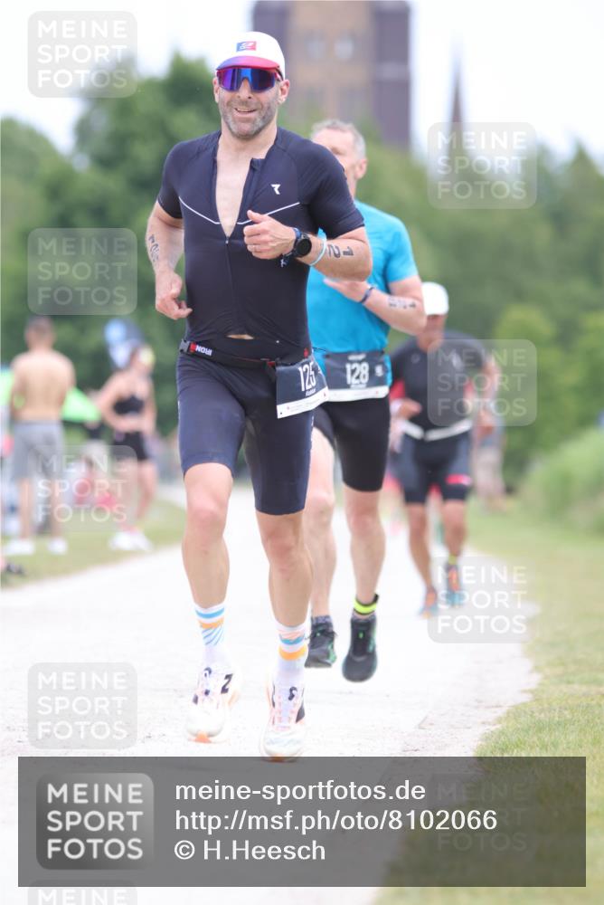 22.06.2025 - Viking Triathlon H.Heesch http://msf.ph/oto/8102066 22.06.2025 13:36:43 Laufen 125, 128, 173, 283 meine-sportfotos.de