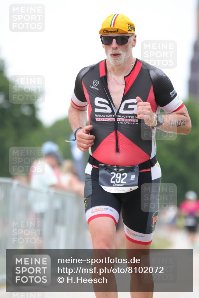 22.06.2025 - Viking Triathlon H.Heesch http://msf.ph/oto/8102072 22.06.2025 15:45:50 Laufen 292, 412 meine-sportfotos.de