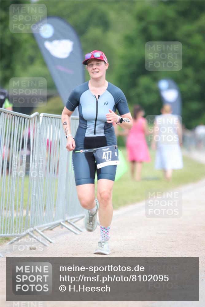 22.06.2025 - Viking Triathlon H.Heesch http://msf.ph/oto/8102095 22.06.2025 16:49:38 Laufen 477, 499 meine-sportfotos.de