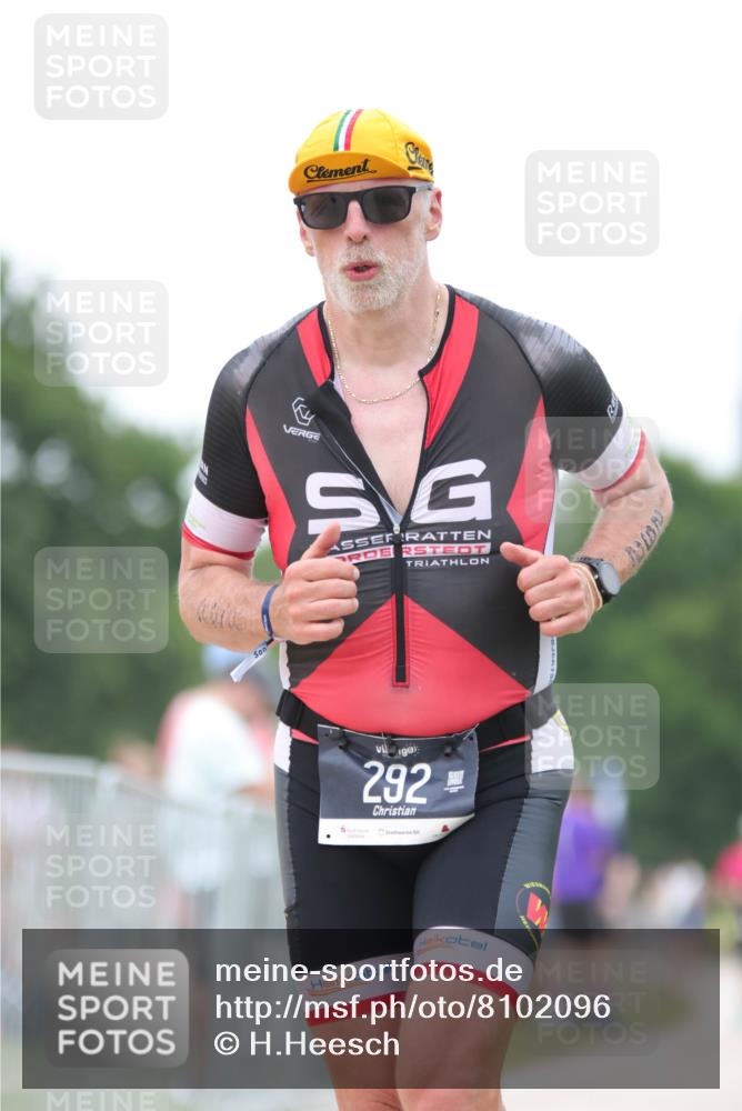 22.06.2025 - Viking Triathlon H.Heesch http://msf.ph/oto/8102096 22.06.2025 15:45:50 Laufen 292, 412 meine-sportfotos.de