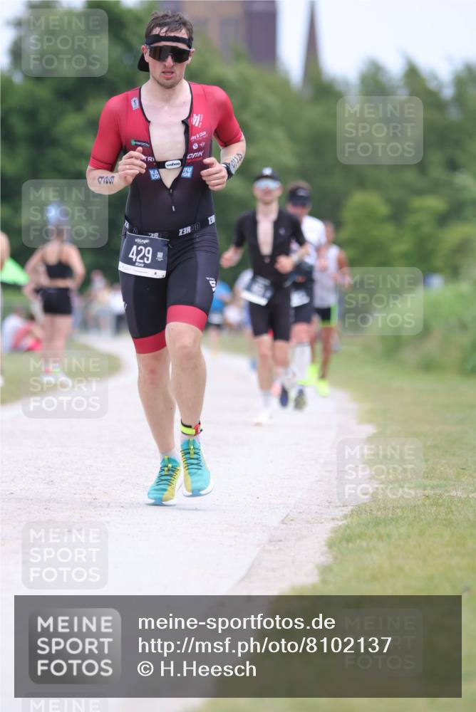 22.06.2025 - Viking Triathlon H.Heesch http://msf.ph/oto/8102137 22.06.2025 13:36:52 Laufen 193, 283, 429 meine-sportfotos.de