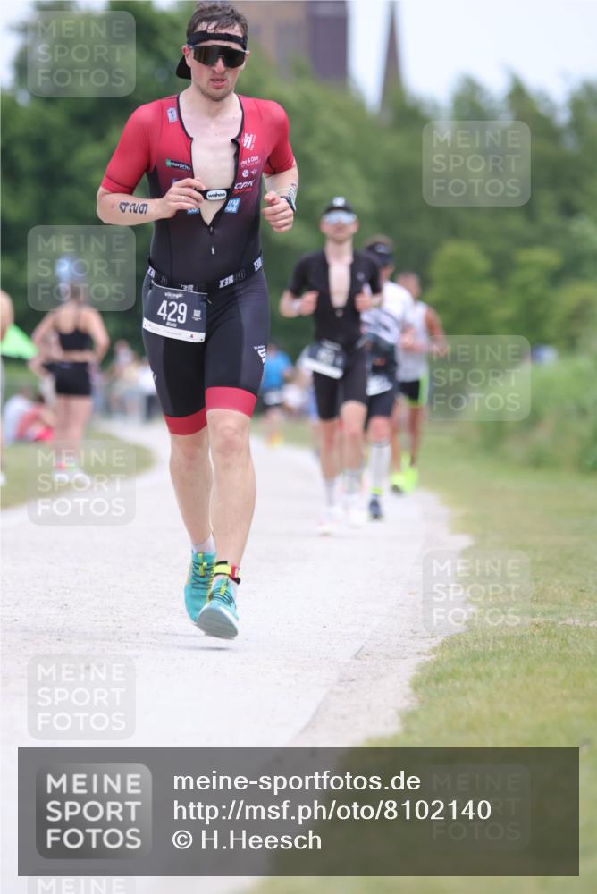 22.06.2025 - Viking Triathlon H.Heesch http://msf.ph/oto/8102140 22.06.2025 13:36:52 Laufen 193, 283, 429 meine-sportfotos.de