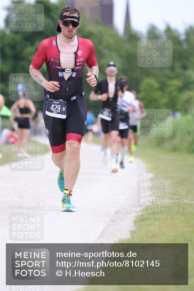 22.06.2025 - Viking Triathlon H.Heesch http://msf.ph/oto/8102145 22.06.2025 13:36:52 Laufen 193, 283, 429 meine-sportfotos.de