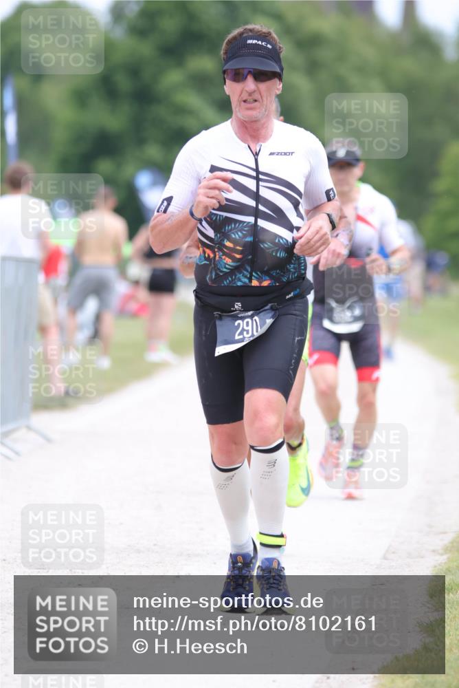 22.06.2025 - Viking Triathlon H.Heesch http://msf.ph/oto/8102161 22.06.2025 13:37:00 Laufen 193, 290, 349, 352 meine-sportfotos.de