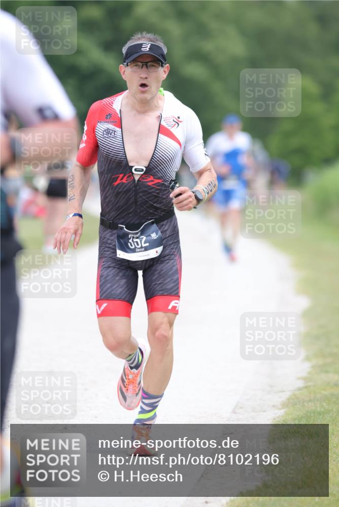 22.06.2025 - Viking Triathlon H.Heesch http://msf.ph/oto/8102196 22.06.2025 13:37:02 Laufen 193, 290, 349, 352 meine-sportfotos.de