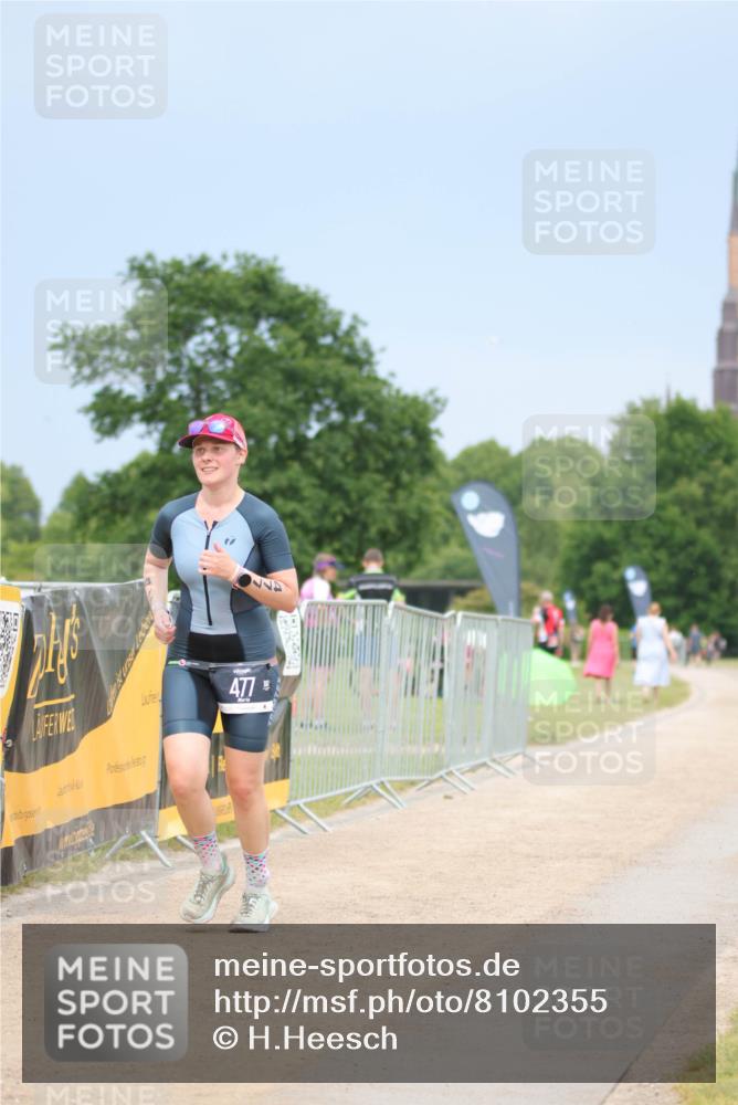 22.06.2025 - Viking Triathlon H.Heesch http://msf.ph/oto/8102355 22.06.2025 16:49:41 Laufen 477, 499 meine-sportfotos.de