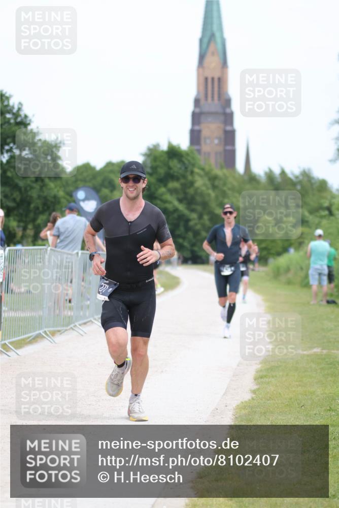22.06.2025 - Viking Triathlon H.Heesch http://msf.ph/oto/8102407 22.06.2025 13:37:22 Laufen 271, 486, 520 meine-sportfotos.de