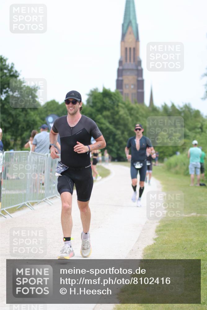 22.06.2025 - Viking Triathlon H.Heesch http://msf.ph/oto/8102416 22.06.2025 13:37:22 Laufen 271, 486, 520 meine-sportfotos.de