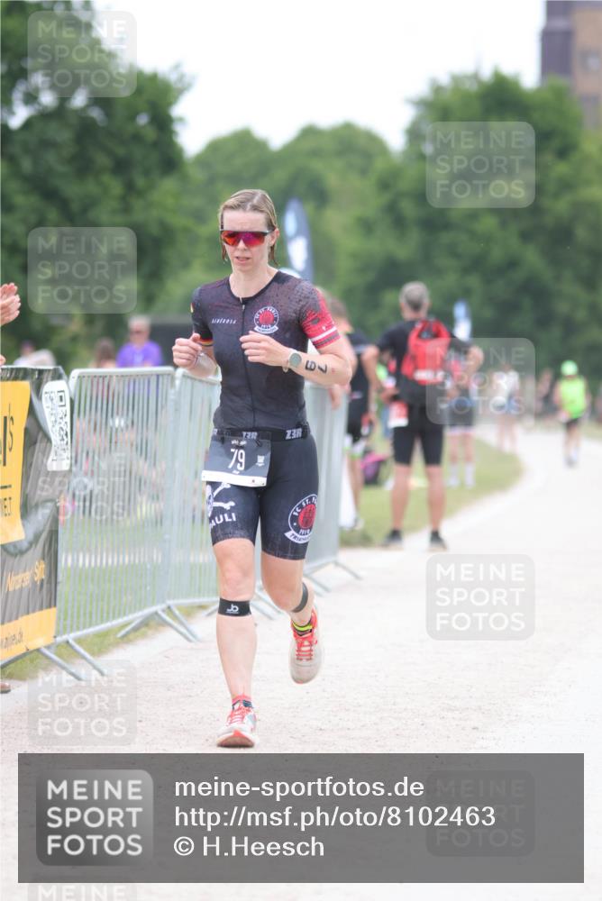 22.06.2025 - Viking Triathlon H.Heesch http://msf.ph/oto/8102463 22.06.2025 15:47:12 Laufen 79 meine-sportfotos.de