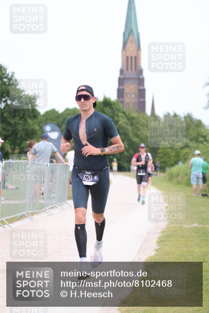 22.06.2025 - Viking Triathlon H.Heesch http://msf.ph/oto/8102468 22.06.2025 13:37:25 Laufen 8, 271, 520 meine-sportfotos.de