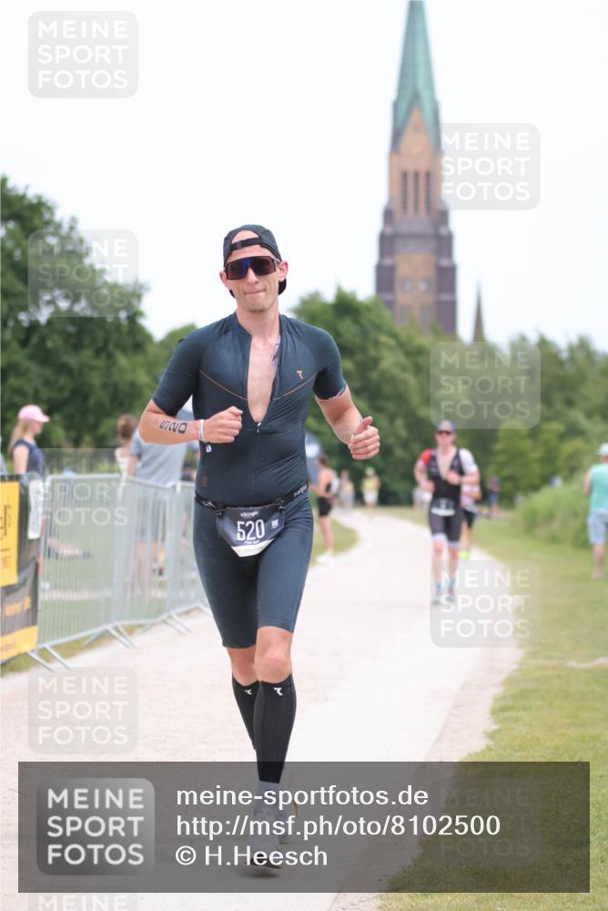22.06.2025 - Viking Triathlon H.Heesch http://msf.ph/oto/8102500 22.06.2025 13:37:25 Laufen 8, 271, 520 meine-sportfotos.de