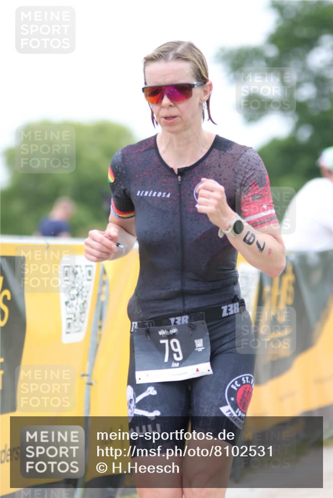 22.06.2025 - Viking Triathlon H.Heesch http://msf.ph/oto/8102531 22.06.2025 15:47:14 Laufen 79 meine-sportfotos.de