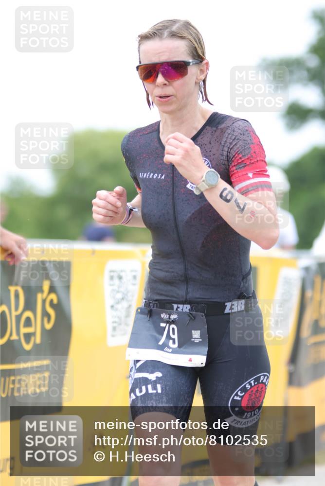 22.06.2025 - Viking Triathlon H.Heesch http://msf.ph/oto/8102535 22.06.2025 15:47:14 Laufen 79 meine-sportfotos.de