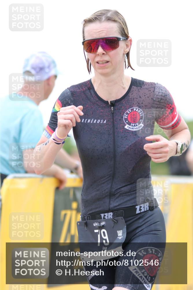 22.06.2025 - Viking Triathlon H.Heesch http://msf.ph/oto/8102546 22.06.2025 15:47:15 Laufen 79 meine-sportfotos.de