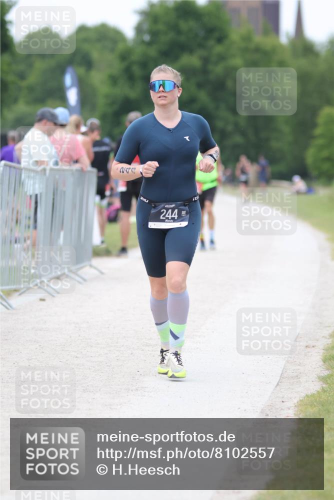 22.06.2025 - Viking Triathlon H.Heesch http://msf.ph/oto/8102557 22.06.2025 15:47:29 Laufen 244 meine-sportfotos.de