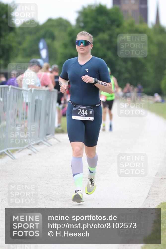 22.06.2025 - Viking Triathlon H.Heesch http://msf.ph/oto/8102573 22.06.2025 15:47:30 Laufen 244 meine-sportfotos.de