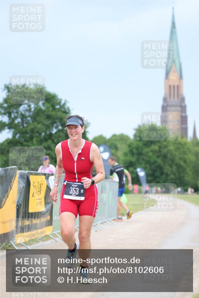22.06.2025 - Viking Triathlon H.Heesch http://msf.ph/oto/8102606 22.06.2025 16:50:39 Laufen 213, 353 meine-sportfotos.de