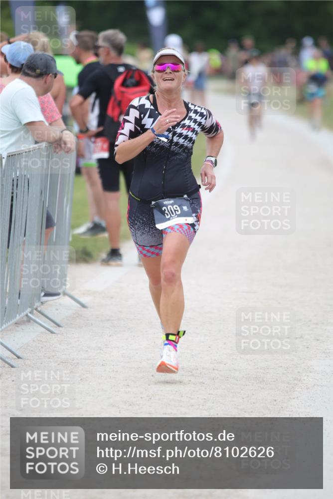 22.06.2025 - Viking Triathlon H.Heesch http://msf.ph/oto/8102626 22.06.2025 15:47:52 Laufen 309 meine-sportfotos.de