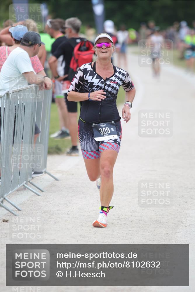 22.06.2025 - Viking Triathlon H.Heesch http://msf.ph/oto/8102632 22.06.2025 15:47:52 Laufen 309 meine-sportfotos.de