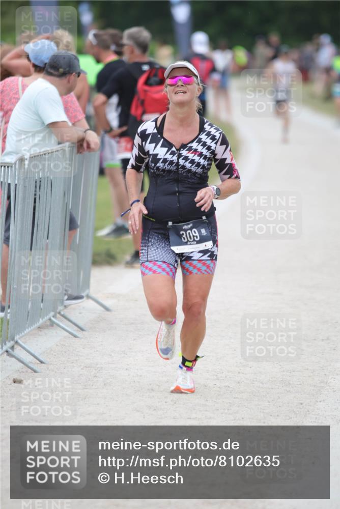 22.06.2025 - Viking Triathlon H.Heesch http://msf.ph/oto/8102635 22.06.2025 15:47:52 Laufen 309 meine-sportfotos.de