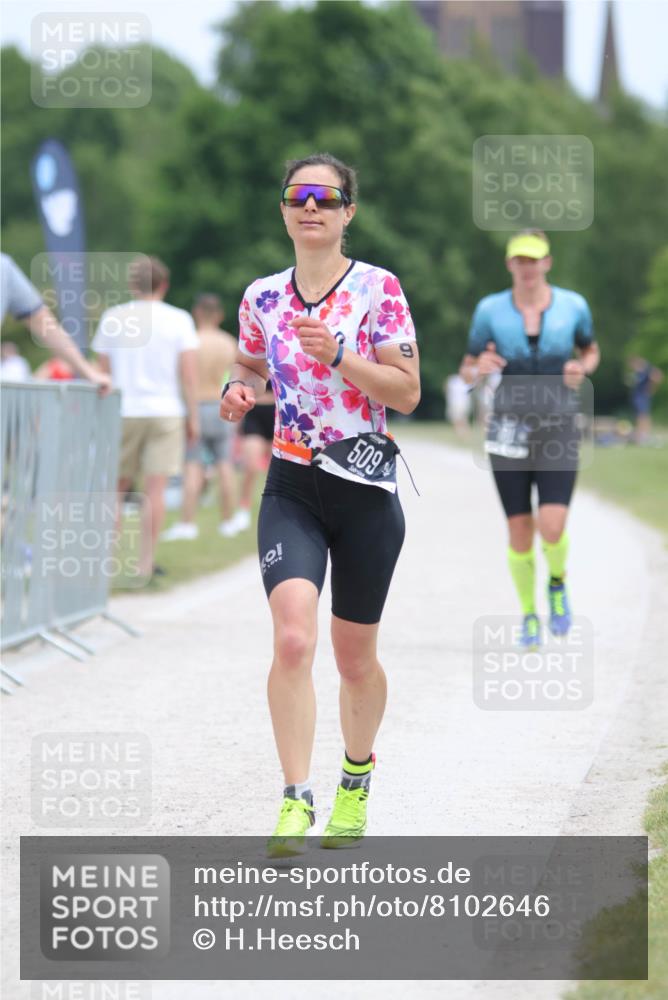 22.06.2025 - Viking Triathlon H.Heesch http://msf.ph/oto/8102646 22.06.2025 13:37:37 Laufen 8, 181, 509 meine-sportfotos.de