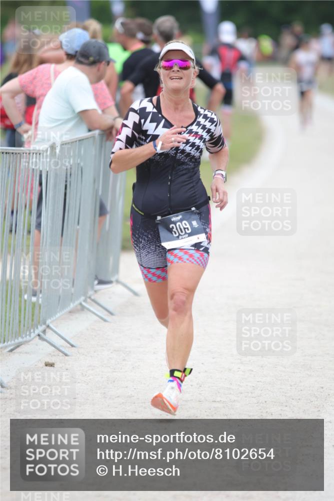 22.06.2025 - Viking Triathlon H.Heesch http://msf.ph/oto/8102654 22.06.2025 15:47:53 Laufen 309 meine-sportfotos.de