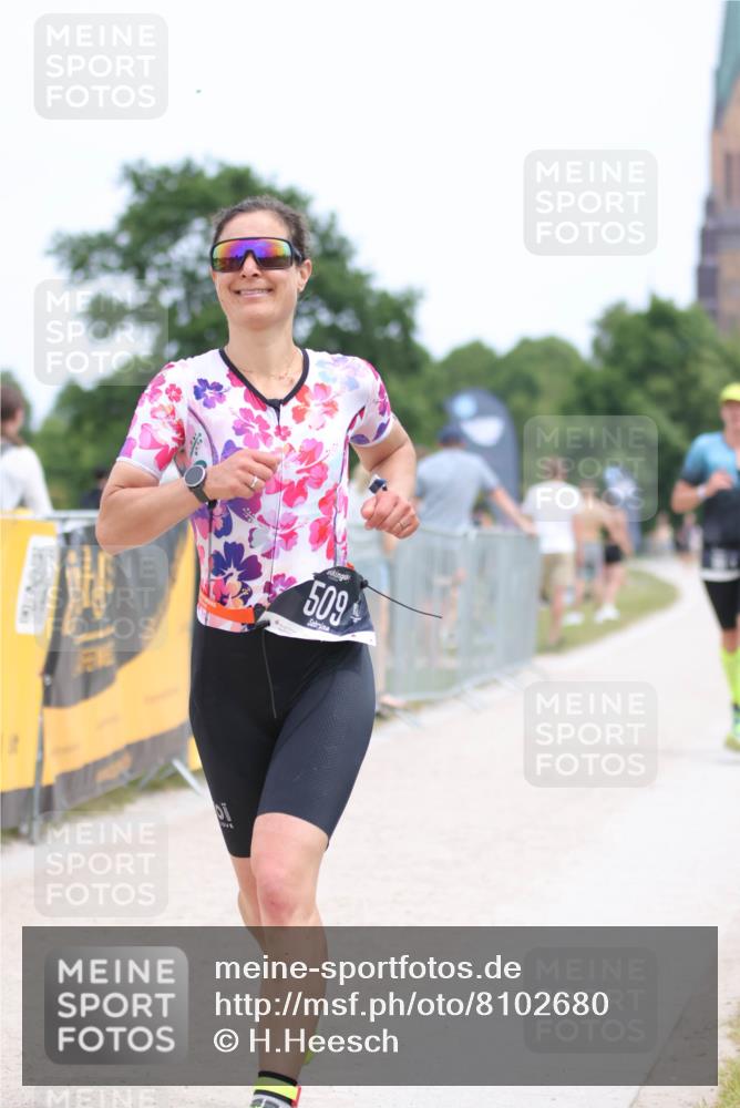 22.06.2025 - Viking Triathlon H.Heesch http://msf.ph/oto/8102680 22.06.2025 13:37:39 Laufen 181, 509 meine-sportfotos.de