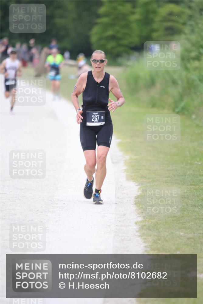22.06.2025 - Viking Triathlon H.Heesch http://msf.ph/oto/8102682 22.06.2025 15:47:55 Laufen 309 meine-sportfotos.de