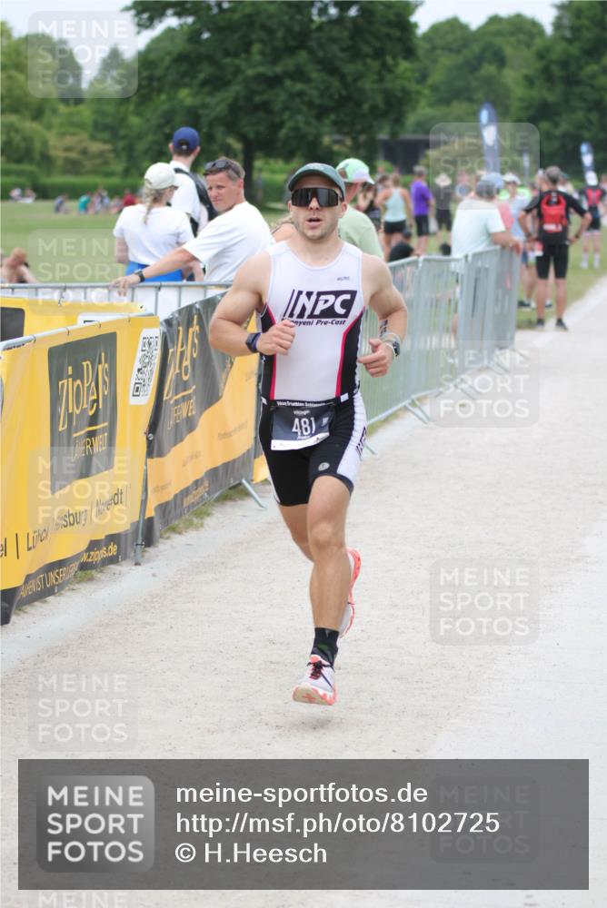 22.06.2025 - Viking Triathlon H.Heesch http://msf.ph/oto/8102725 22.06.2025 15:48:09 Laufen 481 meine-sportfotos.de