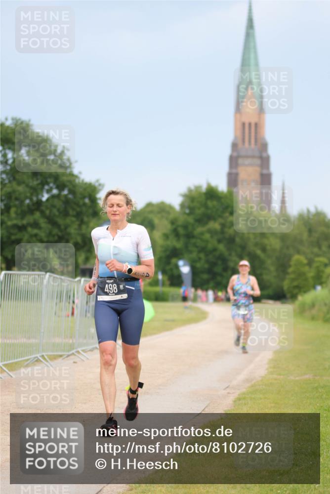 22.06.2025 - Viking Triathlon H.Heesch http://msf.ph/oto/8102726 22.06.2025 16:51:35 Laufen 192, 498 meine-sportfotos.de