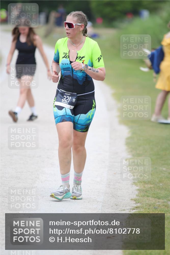 22.06.2025 - Viking Triathlon H.Heesch http://msf.ph/oto/8102778 22.06.2025 15:48:23 Laufen 321 meine-sportfotos.de