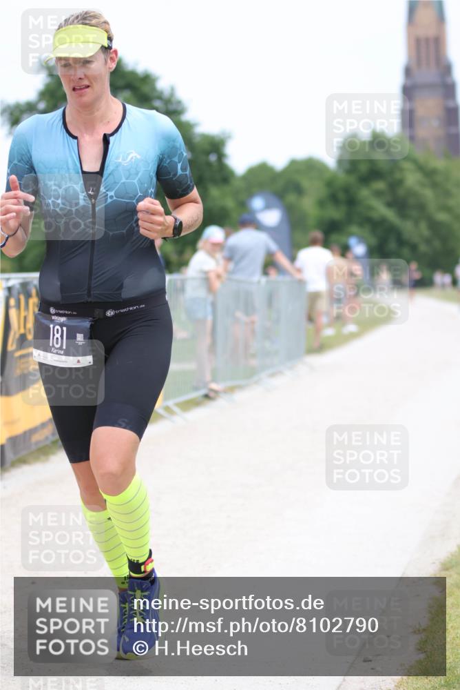 22.06.2025 - Viking Triathlon H.Heesch http://msf.ph/oto/8102790 22.06.2025 13:37:43 Laufen 181, 509 meine-sportfotos.de