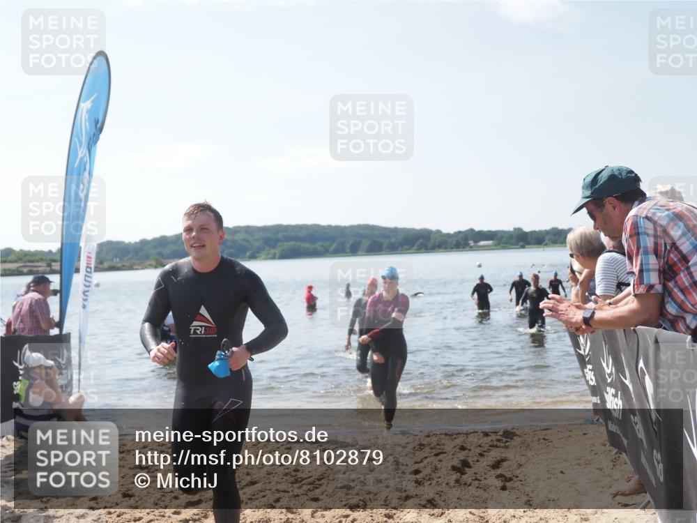 22.06.2025 - Viking Triathlon MichiJ http://msf.ph/oto/8102879 22.06.2025 10:46:14 Schwimmen 121, 144, 213, 217, 225, 406, 525, 647 meine-sportfotos.de