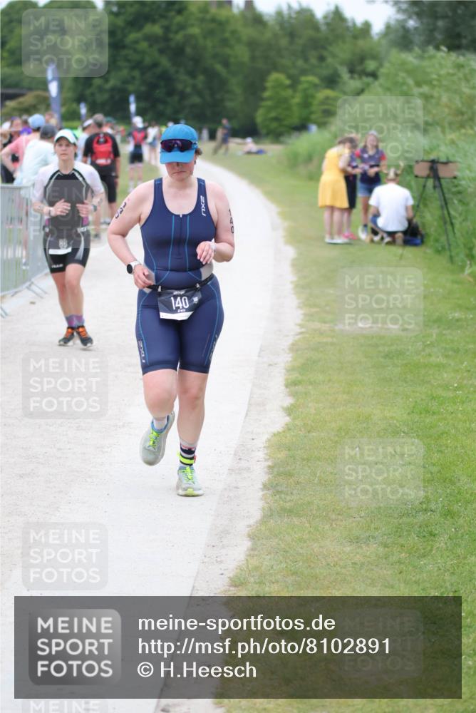 22.06.2025 - Viking Triathlon H.Heesch http://msf.ph/oto/8102891 22.06.2025 15:49:07 Laufen 86, 140 meine-sportfotos.de