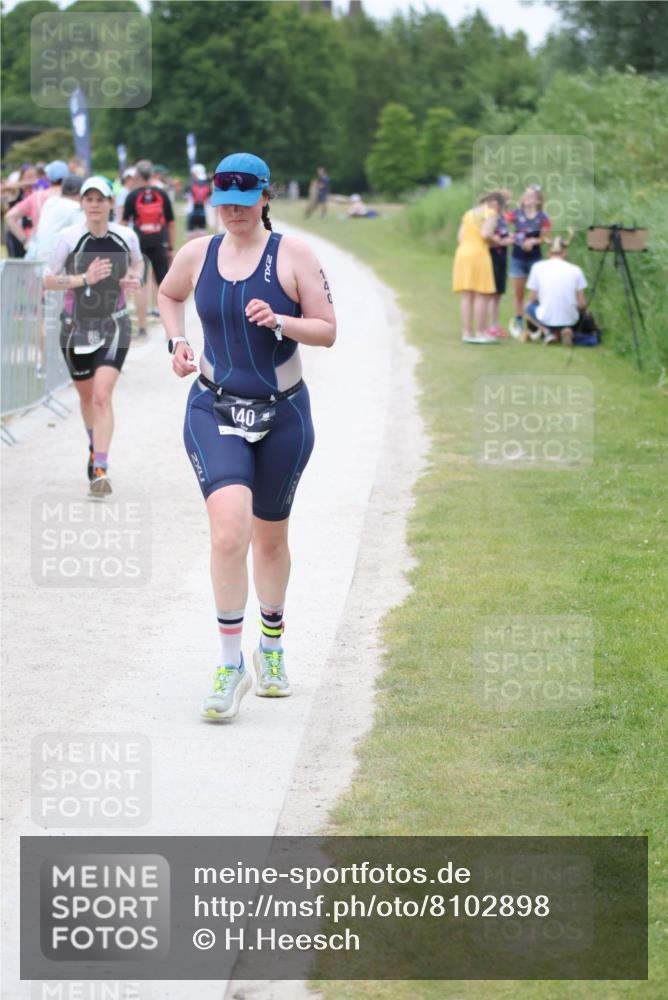 22.06.2025 - Viking Triathlon H.Heesch http://msf.ph/oto/8102898 22.06.2025 15:49:07 Laufen 86, 140 meine-sportfotos.de