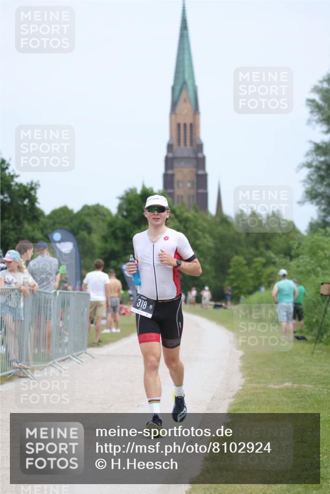 22.06.2025 - Viking Triathlon H.Heesch http://msf.ph/oto/8102924 22.06.2025 13:38:02 Laufen 225, 318 meine-sportfotos.de