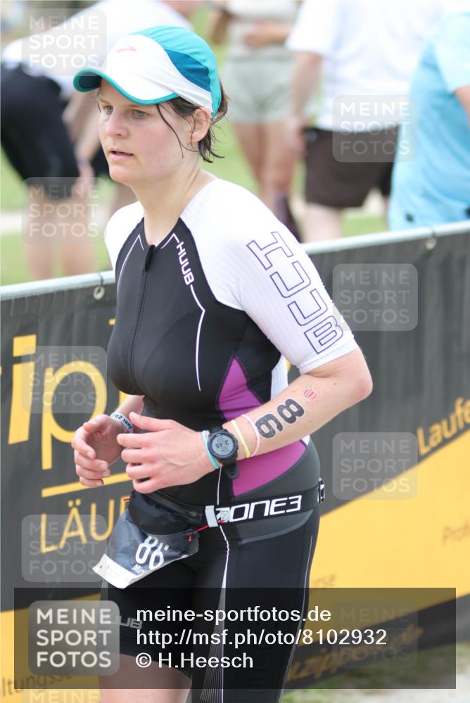 22.06.2025 - Viking Triathlon H.Heesch http://msf.ph/oto/8102932 22.06.2025 15:49:11 Laufen 86, 140 meine-sportfotos.de