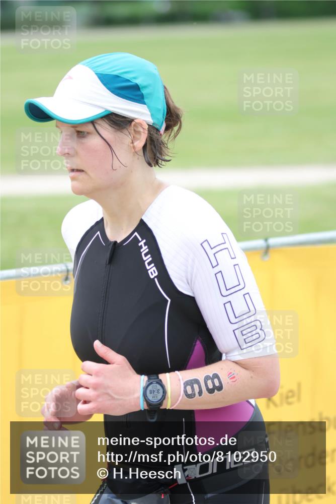 22.06.2025 - Viking Triathlon H.Heesch http://msf.ph/oto/8102950 22.06.2025 15:49:12 Laufen 86, 140 meine-sportfotos.de