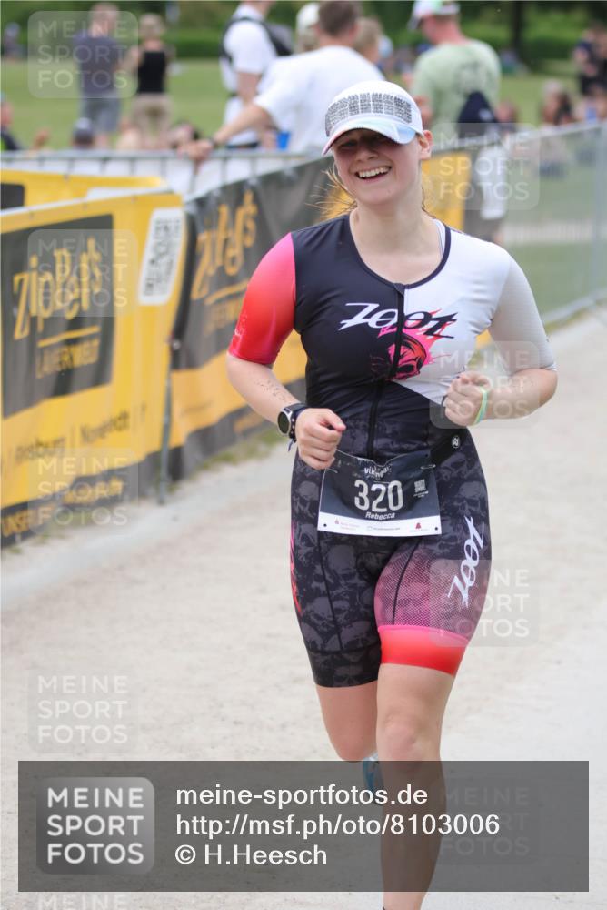 22.06.2025 - Viking Triathlon H.Heesch http://msf.ph/oto/8103006 22.06.2025 15:50:17 Laufen 249, 320 meine-sportfotos.de