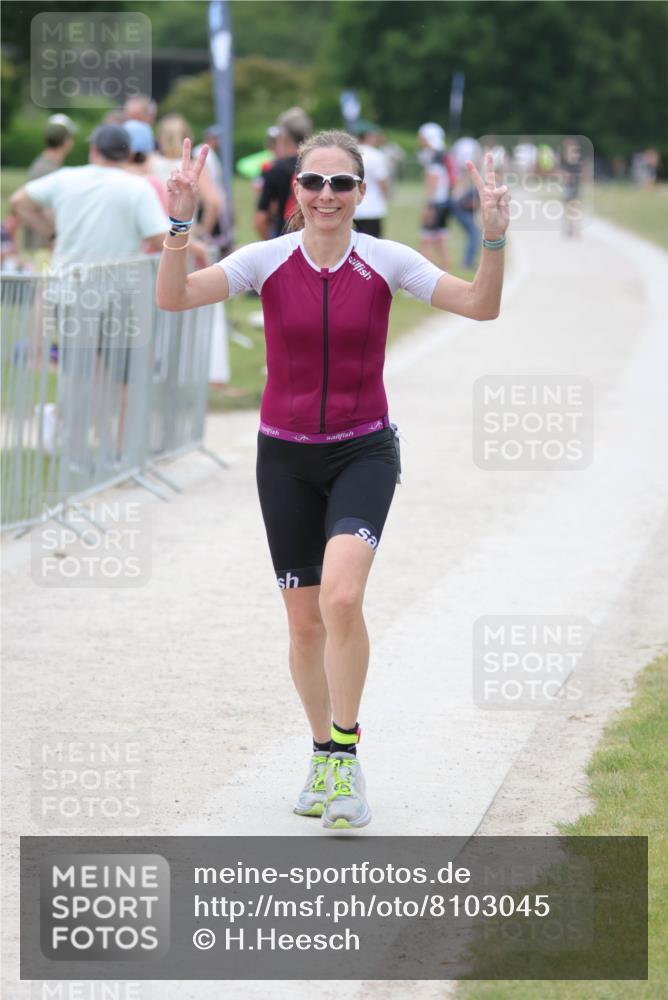 22.06.2025 - Viking Triathlon H.Heesch http://msf.ph/oto/8103045 22.06.2025 15:50:19 Laufen 249, 320 meine-sportfotos.de