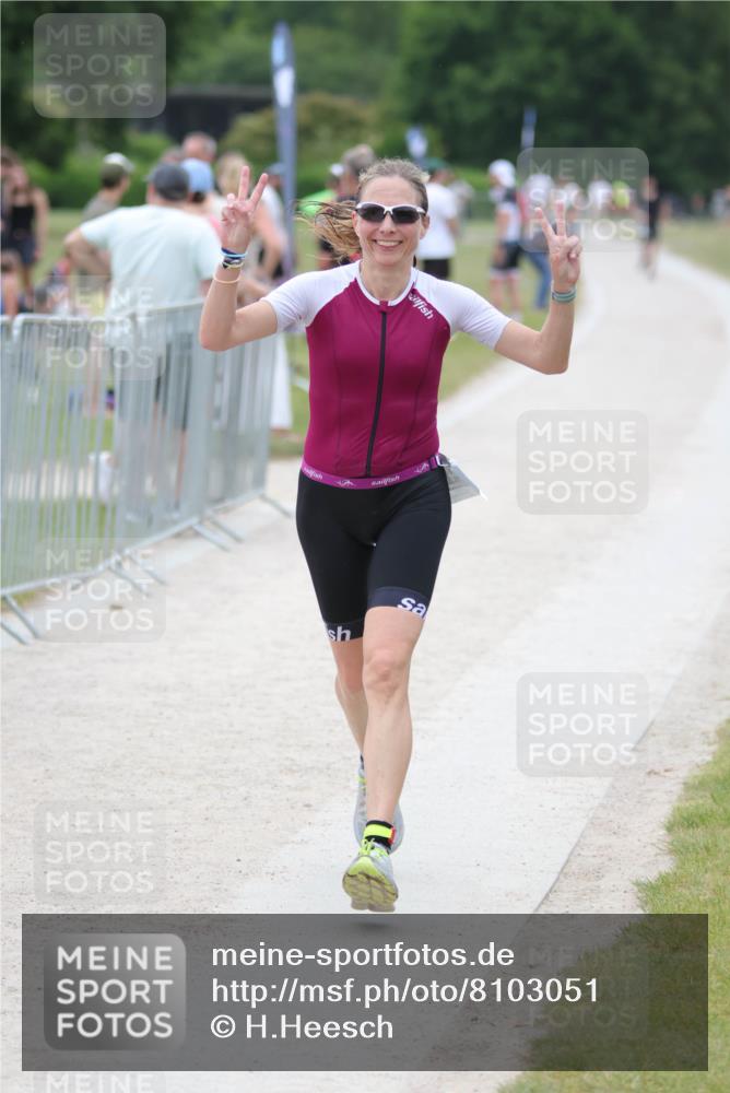 22.06.2025 - Viking Triathlon H.Heesch http://msf.ph/oto/8103051 22.06.2025 15:50:19 Laufen 249, 320 meine-sportfotos.de