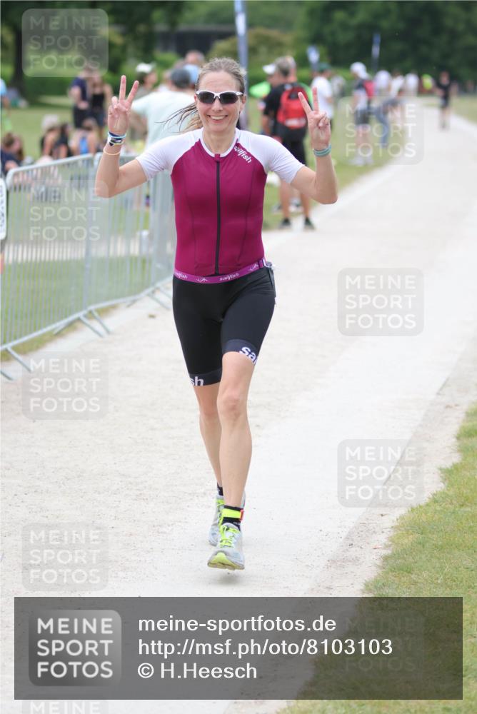 22.06.2025 - Viking Triathlon H.Heesch http://msf.ph/oto/8103103 22.06.2025 15:50:20 Laufen 249, 320 meine-sportfotos.de